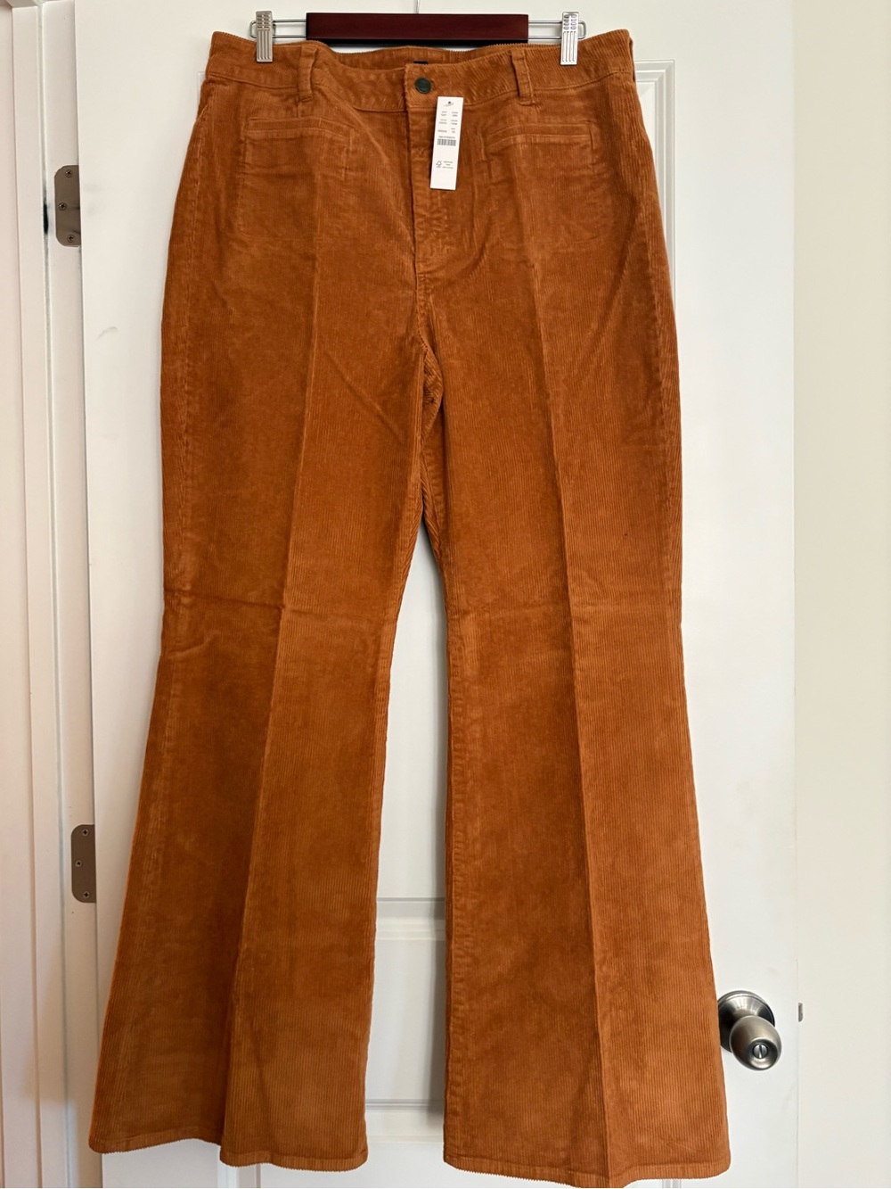 NWT J. Crew “Vintage Flare”Corduroy Flare Pants in Amber Size:33